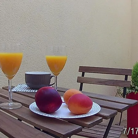 דירה Joli Petit Pres Du Phare קאלה