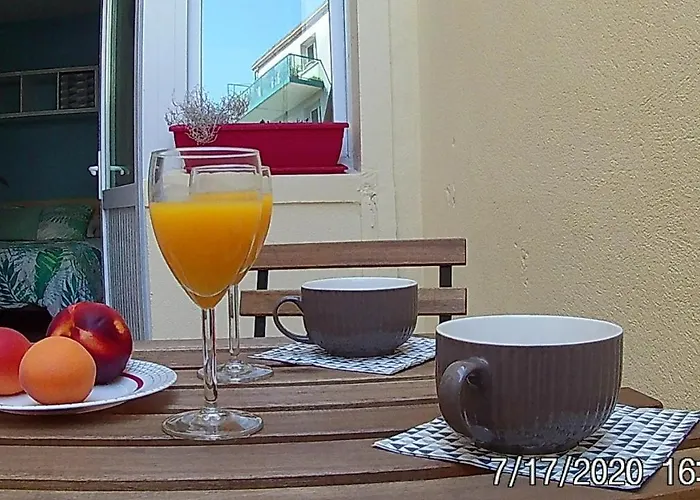 Joli Petit Près Du Phare