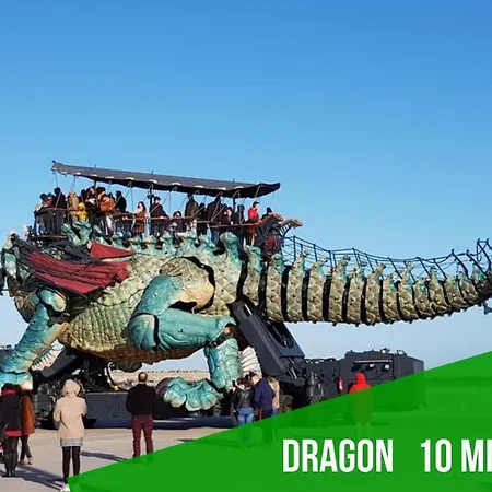 Joli Petit Pres Du Phare * Calais